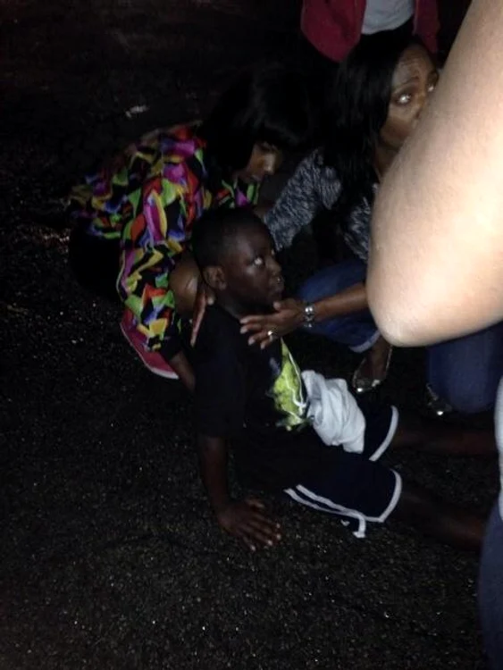 Poliţia a aruncat, fără milă, cu gaze lacrimogene în copii