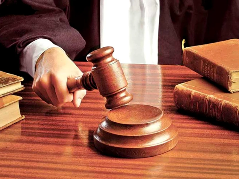 Cei trei sut sub control judiciar FOTO arhivă Adevărul