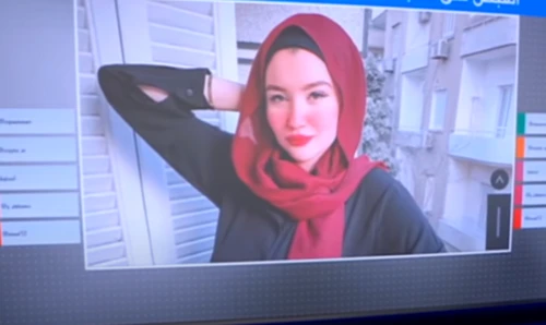 Influenceriţa egipteană Haneen Hossam în vârstă de 20 de ani a fost condamnată la 10 ani de închisoare pentru trafic de carne vie FOTO captură You Tube BBC