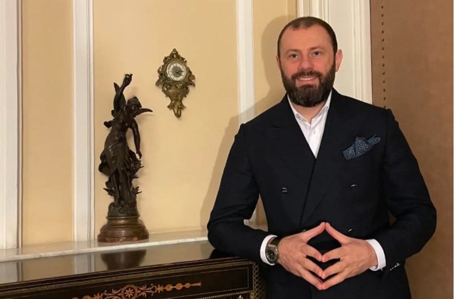 Cine este moldoveanul asociat cu mituirea șefilor ELCEN. Are afaceri cu LukOil, contracte cu statul și un palat de 6 milioane de euro în București