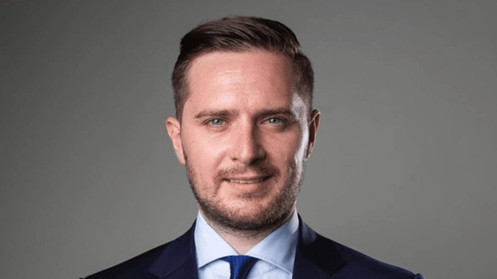 Viceprimarul Bujduveanu anunţă că instituţiile publice nu vor mai beneficia de locuri de parcare gratuite, din 2023