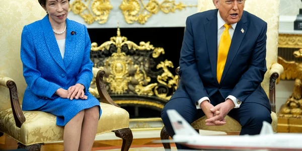 Trump și premierul japoniei Sanae Takaichi casa Albă FOTO EPA EFE jpg