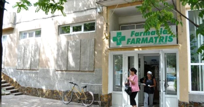 Farmacia este chiar peste drum de Primăria Şimleu (foto - Vida Tamas)