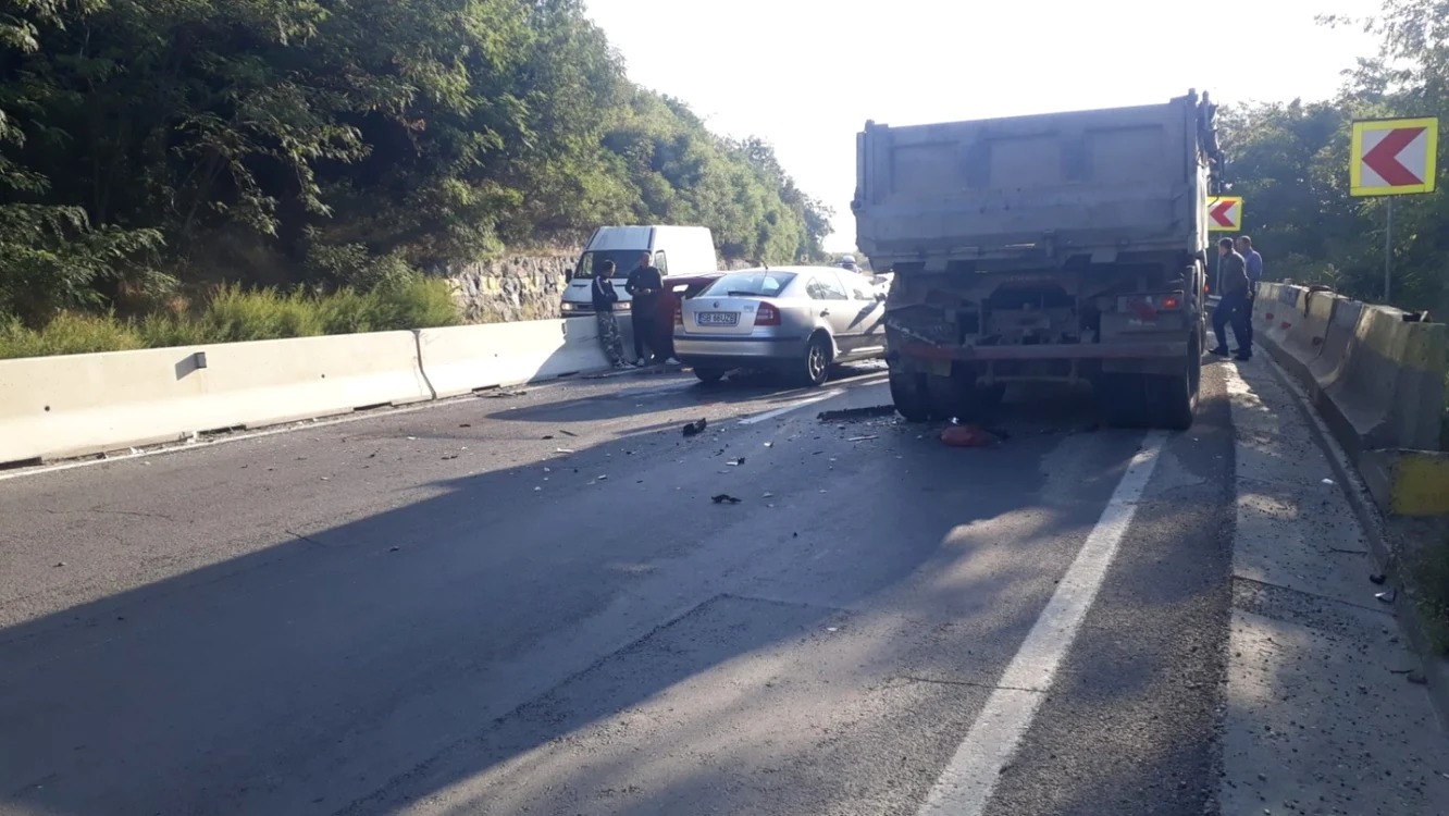Accident cu un mort la Rupea pe DN 13 FOTO DRDP Braşov