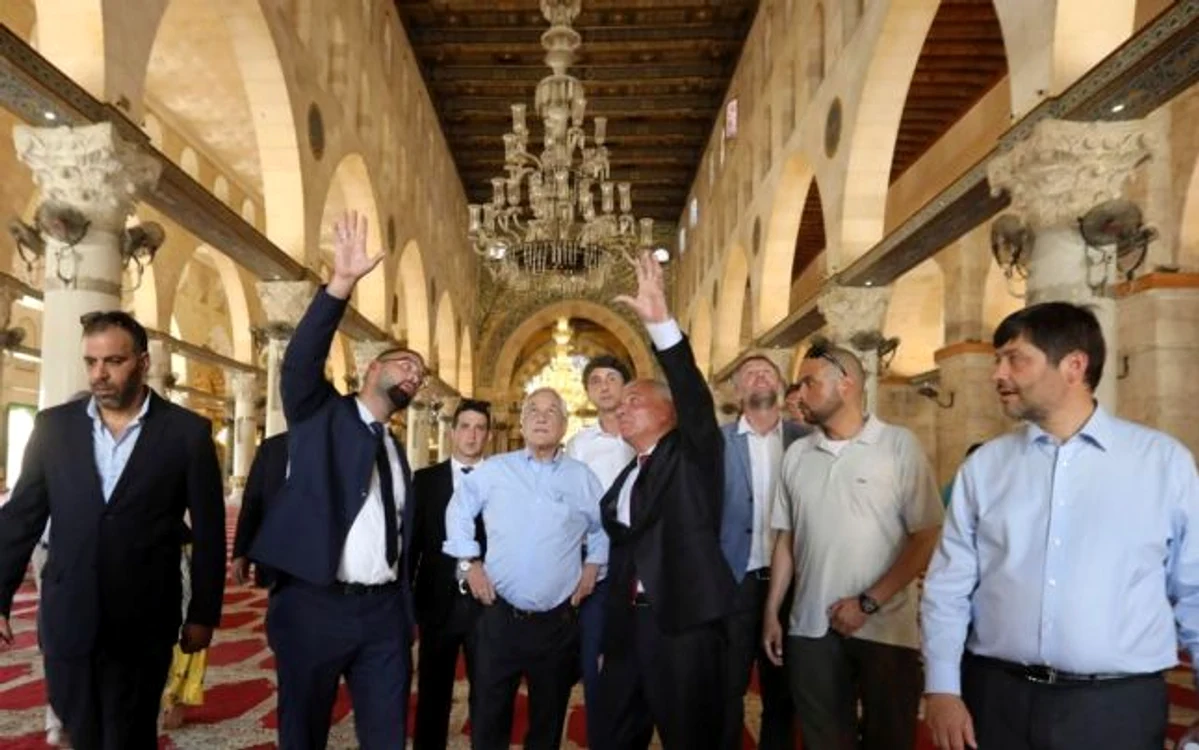Fadi al-Hadami si delegaţia preşedintelui chilian Sebastian Pinera, la locurile sfinte ale palestinienilor şi israelienilor