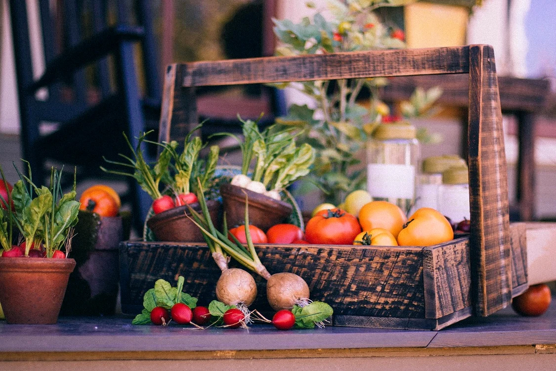 În Elveția se găsesc tarabe cu alimente fără vânzător pe drumuri / FOTO: Pixabay 