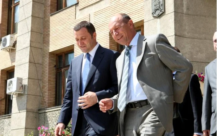 Traian Băsescu face aluzie la partidul ex-premierului Vlad Filat, care s-a aliat cu comuniştii