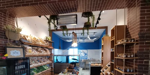 S-a deschis băcănia Akademika Market FOTO Ștefan Both
