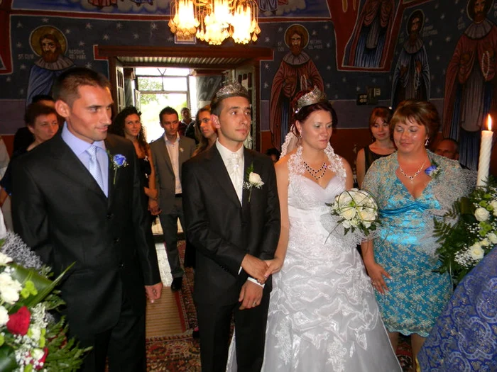 Daniela Dincă, alături de soțul ei, la nuntă