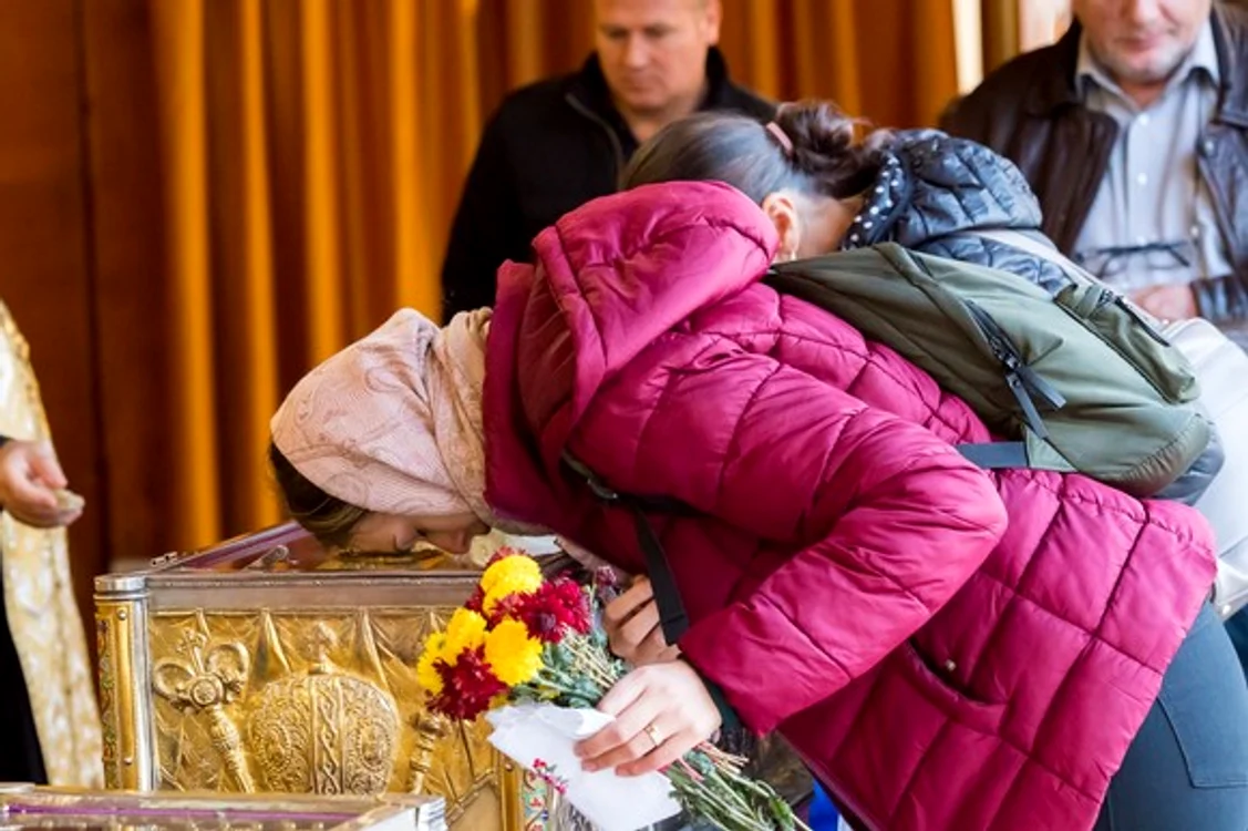 Dacă vremea o va permite slujbele vor fi ținute la Altarul de Vară cu respectarea regulilor sanitareFoto: basilica.ro