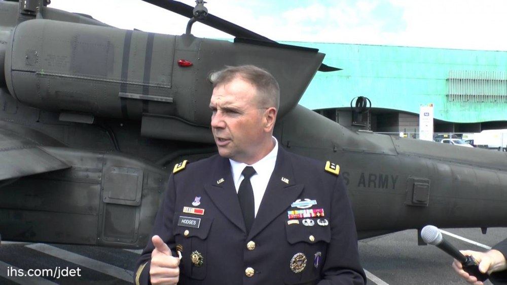 Fostul șef al trupelor americane în Europa: „Avioanele NATO ar trebui să doboare rachete rusești care se îndreaptă spre orașele ucrainene”