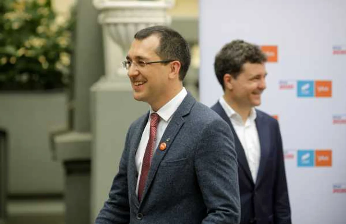 Vlad Voiculescu și Nicușor Dan FOTO Inquam Photos