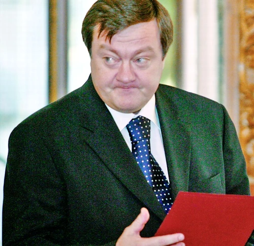 Sorin Frunzăverde