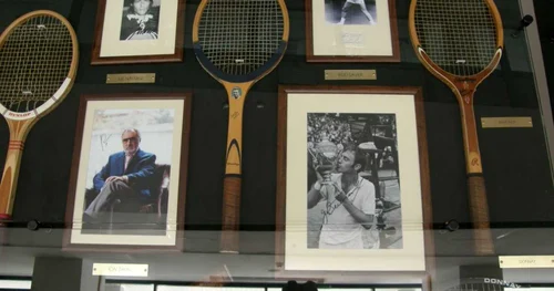 Colecţia poate fi admirată la Sala Sporturilor. FOTOSimona Suciu