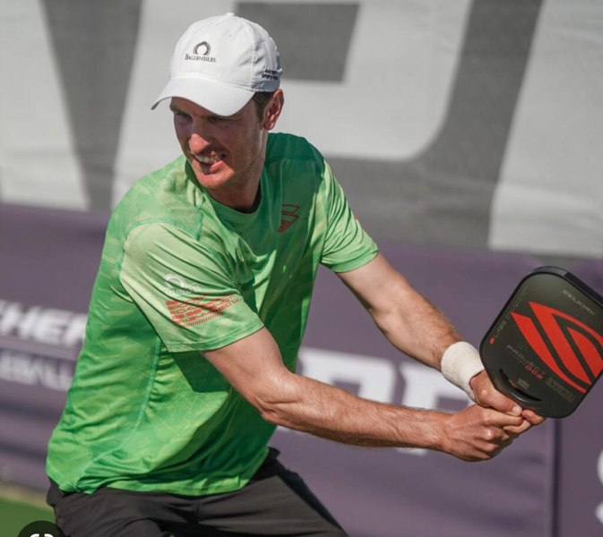 A jucat tenis, dar a câștigat US Open în alt sport. Povestea de succes a românului Andrei Dăescu la pickleball