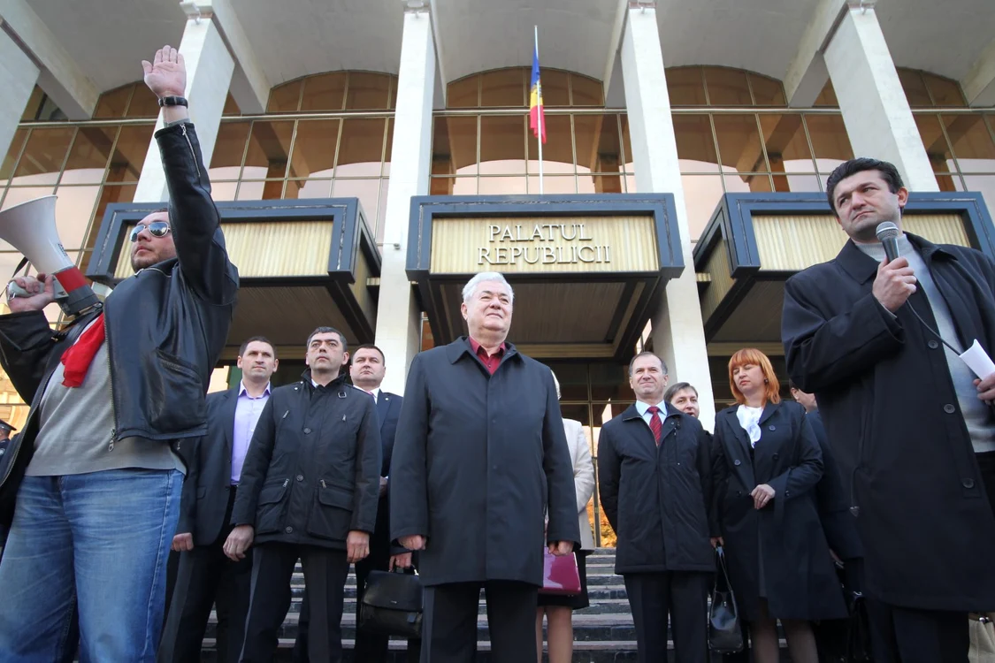 Iurie Muntean a anunţat că în noiembrie vor organiza un marş spre Chişinău FOTO Tudor Iovu