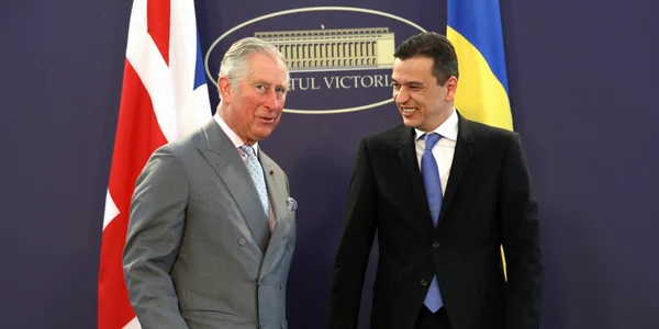 Printul Charles alaturi de premierul Sorin Grindeanu in vizita la Palatul Victoria FOTO Guliver / Getty Images / Chris Jackson