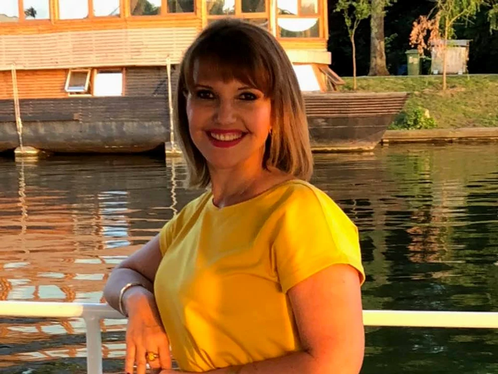 
    Doina Gradea, șefa TVR, alături de delegația României la Jocurile Europene de la MinskFoto: Facebook  
