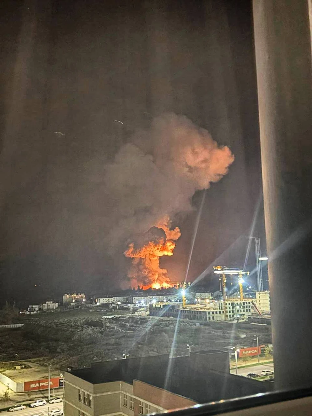 Depozit de petrol într-un port rusesc de la Marea Neagră, lovit de drone ucrainene