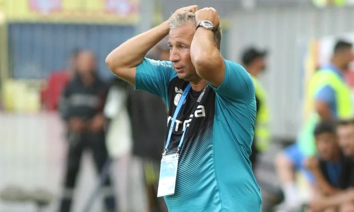 
    Dan Petrescu, un antrenor cu decizii si declaratii surprinzatoareFOTO: Sportpictures.eu  