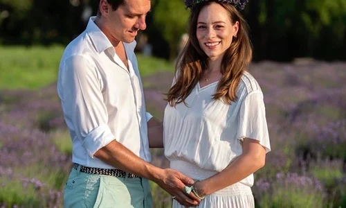 5 sotia principelui nicolae insarcinata 3 jpg jpeg