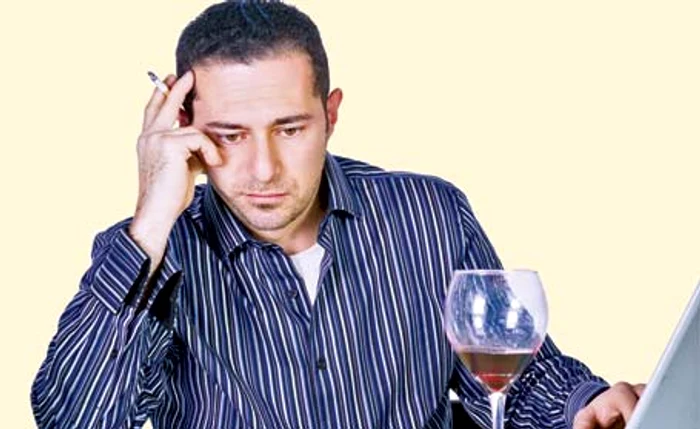 Dacă avem mai multe obiceiuri nocive, probabilitatea de a face cancer este mai mare