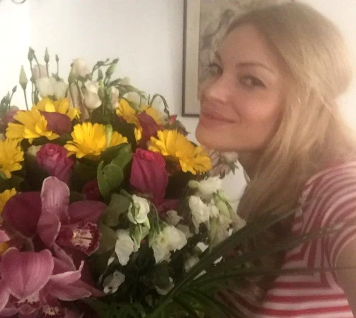 
    Valentina Pelinel a devenit mamă de băiatFoto: arhivă personală  