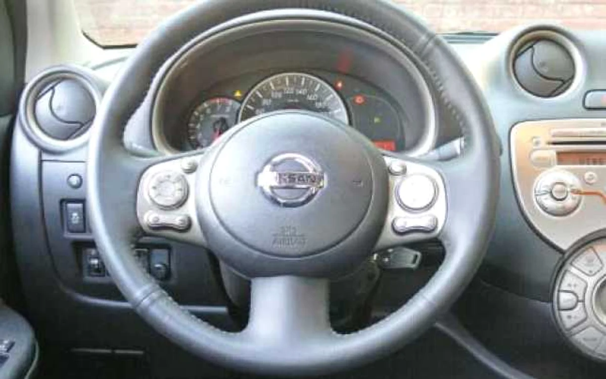 Consola centrală va surprinde pe oricine se urcă în Micra
