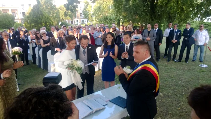 Bobby Păunescu și Alice Peneacă au semnat certificatul de căsătorie