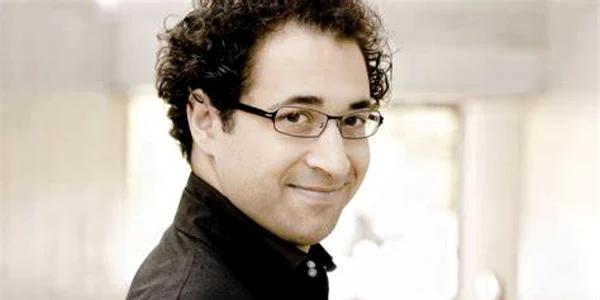 Leo Hussain