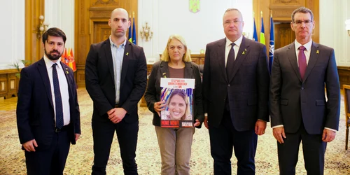 familia Steinbrecher, alături de E S Dr Lior Ben Dor, Ambasadorul Israelului în România, foto nicolae Ciuca jpg