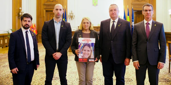 familia Steinbrecher, alături de E S  Dr  Lior Ben Dor, Ambasadorul Israelului în România, foto nicolae Ciuca jpg