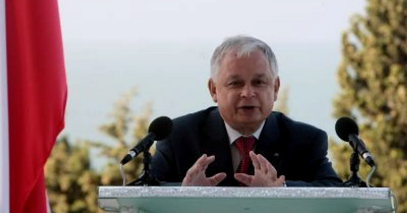 Vladimir Putin, şocat de preşedintele Poloniei, Lech Kaczynski (Dziennik)