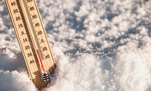 frig ger iarna termometru foto shutterstock