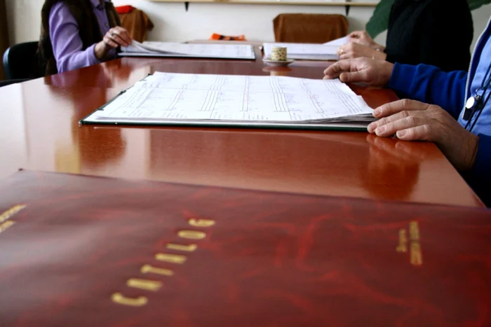 Profesorii, revoltați de condițiile ministrului Educației pentru salarii mai mari: „m-am cam săturat de nerozia contabililor-cu-orice-chip şi a hiperbirocraţiei ”