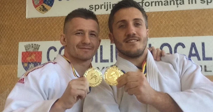 Cei doi politisti bihoreni au castigat medalia de aur Foto-IPJ Bihor