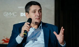C Popa HOR 2430 jpg