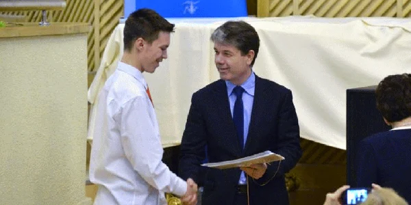 premii excelenta brasov