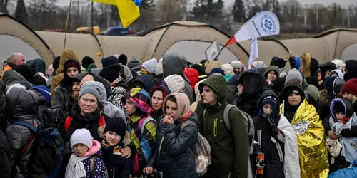 refugiati ucraineni foto X @UkrReview