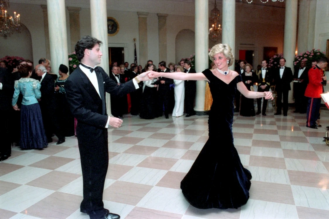 Prinţesei Diana îi plăcea foarte mult să danseze FOTO Profimedia
