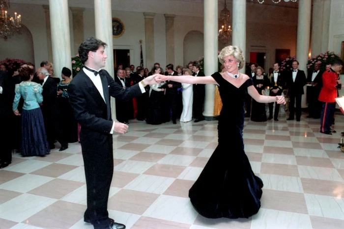 Prinţesei Diana îi plăcea foarte mult să danseze FOTO Profimedia