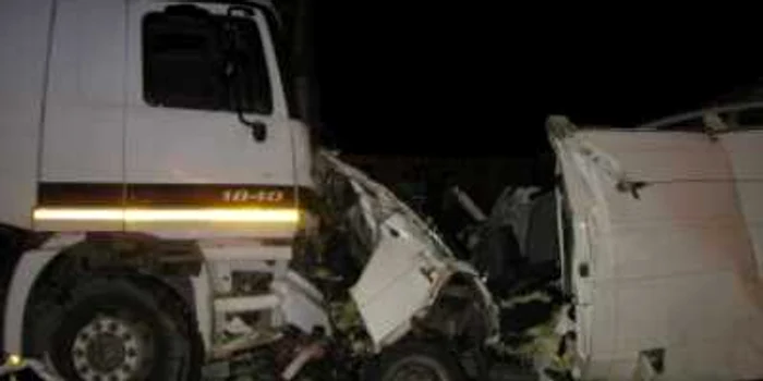 Timişoara: VIDEO Grav accident rutier: transportator de varză mort pe loc