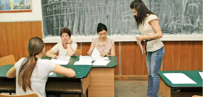 La Colegiul UCECOM din Capitală, proba orală s-a desfăşurat fără probleme