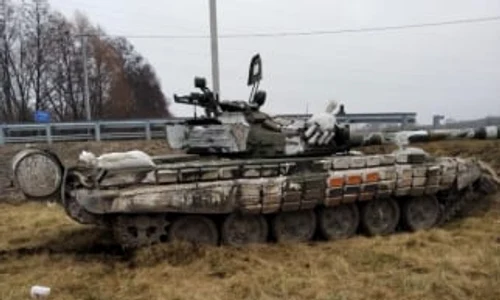 tanc rusesc t 72 34892300 jpg
