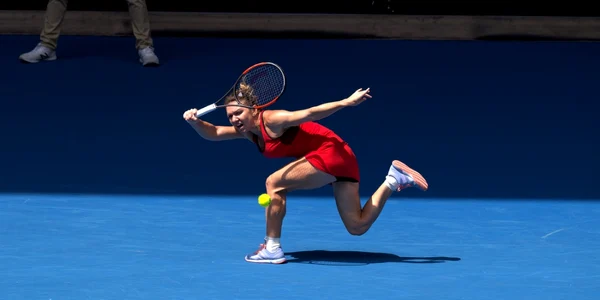 Simona Halep - Lauren Davis FOTO AusOpen.com