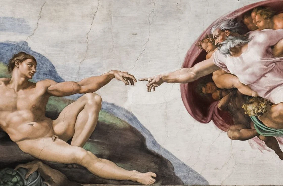 
    Michelangelo, cunoscut pentru tavanul pictat al Capelei Sixtine @shutterstockclickpentrufemei.ro  