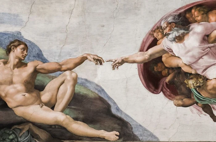 
    Michelangelo, cunoscut pentru tavanul pictat al Capelei Sixtine @shutterstockclickpentrufemei.ro  