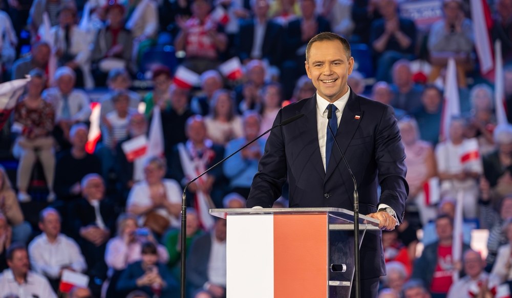 Decizii controversate la Varșovia: Tăierea ajutoarelor pentru ucrainenii care nu muncesc, printre măsurile anunțate de președintele Nawrocki