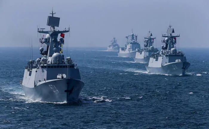 Vase militare chineze în jurul Taiwanului - Foto X