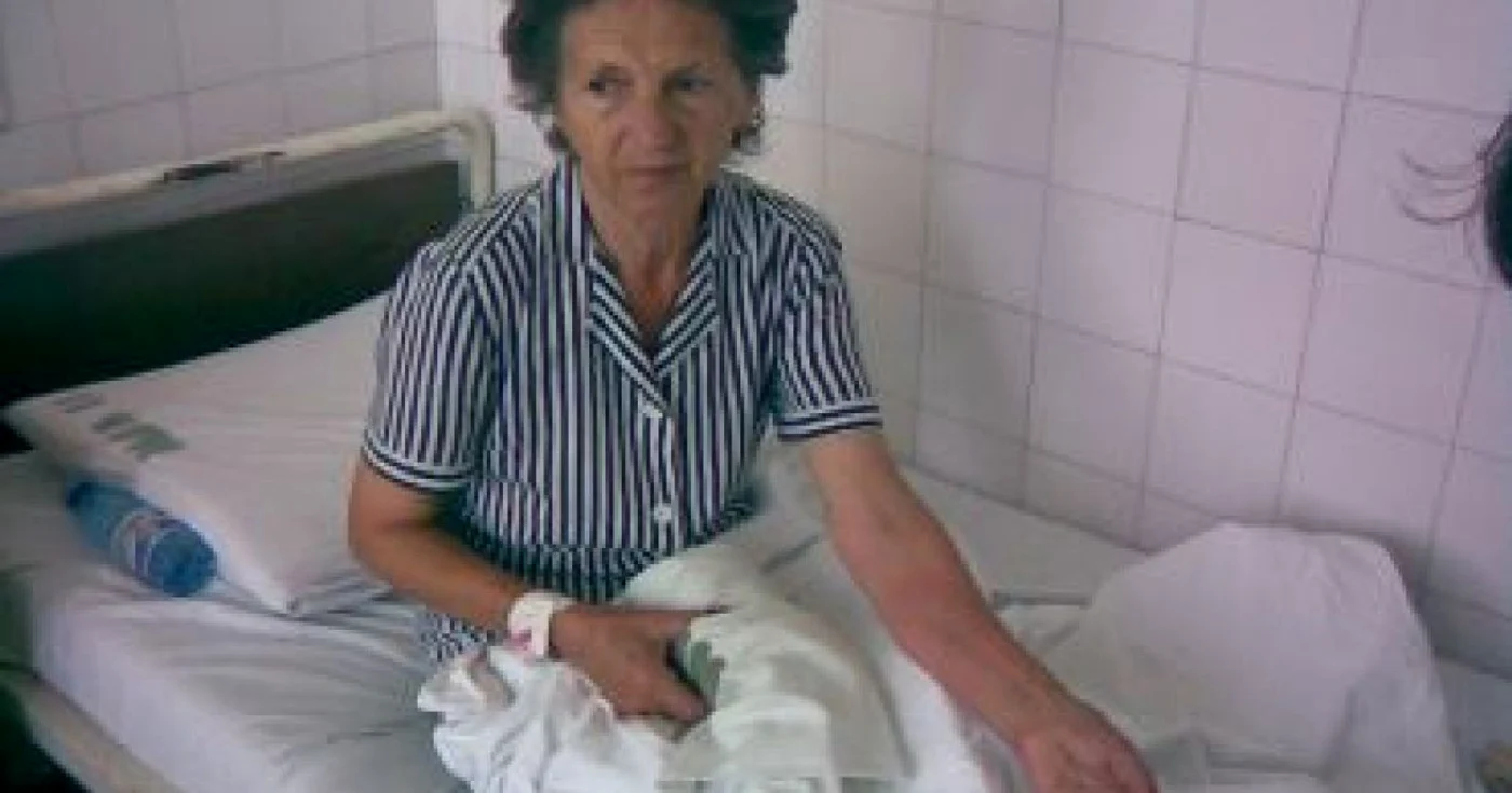Constanţa: O femeie muşcată de păianjen a ajuns în stare gravă la spital